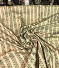 100% Silk Taffeta jaquard Stirpe 54&quot; wide         Sold by the yard