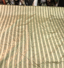 100% Silk Taffeta jaquard Stirpe 54&quot; wide         Sold by the yard
