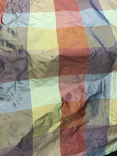 Silk taffeta plads 54&quot; wide        Sold by the yard