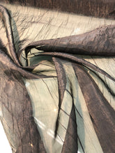 Crinkle organza 45&quot; wide   Beautiful blavk color    Fabric sold by the yard