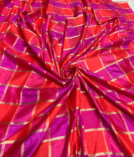 Vescose matalic plaid soft silky fabric 44" wide  beautiful fusia pink red gold color